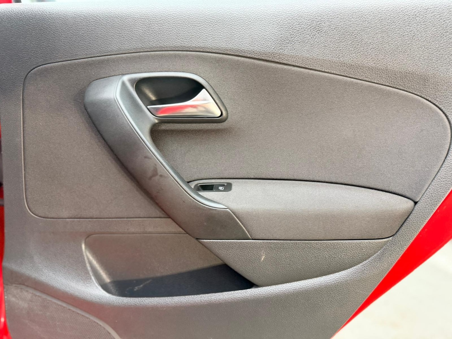 Used Volkswagen Polo 2010 for sale - 76437054: Photo 41