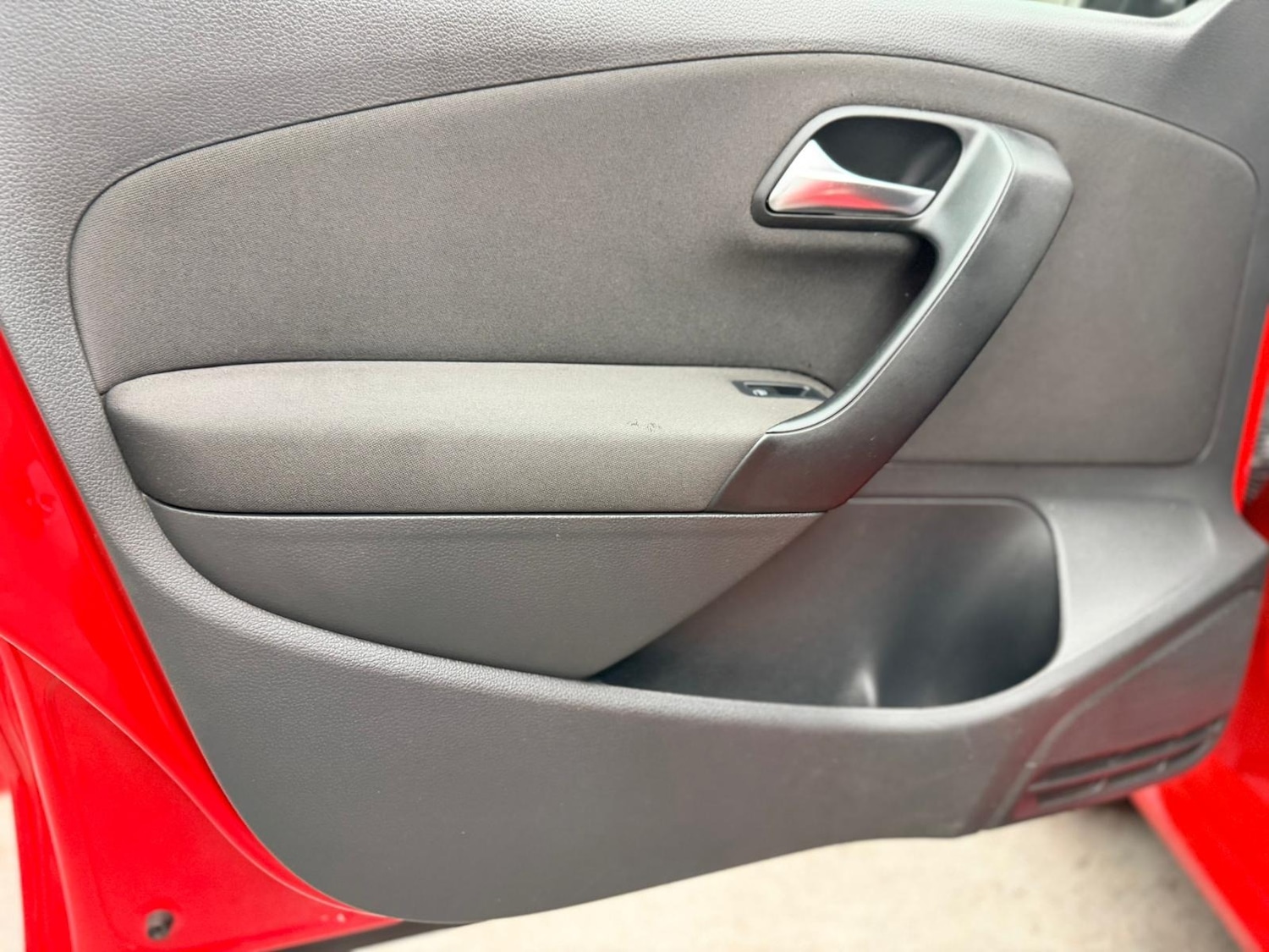 Used Volkswagen Polo 2010 for sale - 76437054: Photo 44