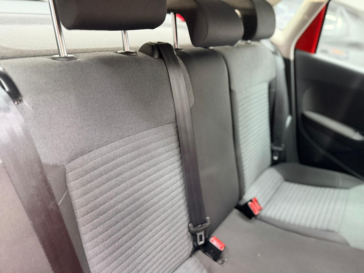 Used Volkswagen Polo 2010 for sale - 76437054: Photo 45