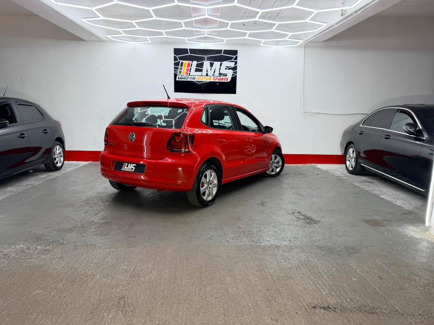 Used Volkswagen Polo 2010 for sale - 76437054: Photo 51