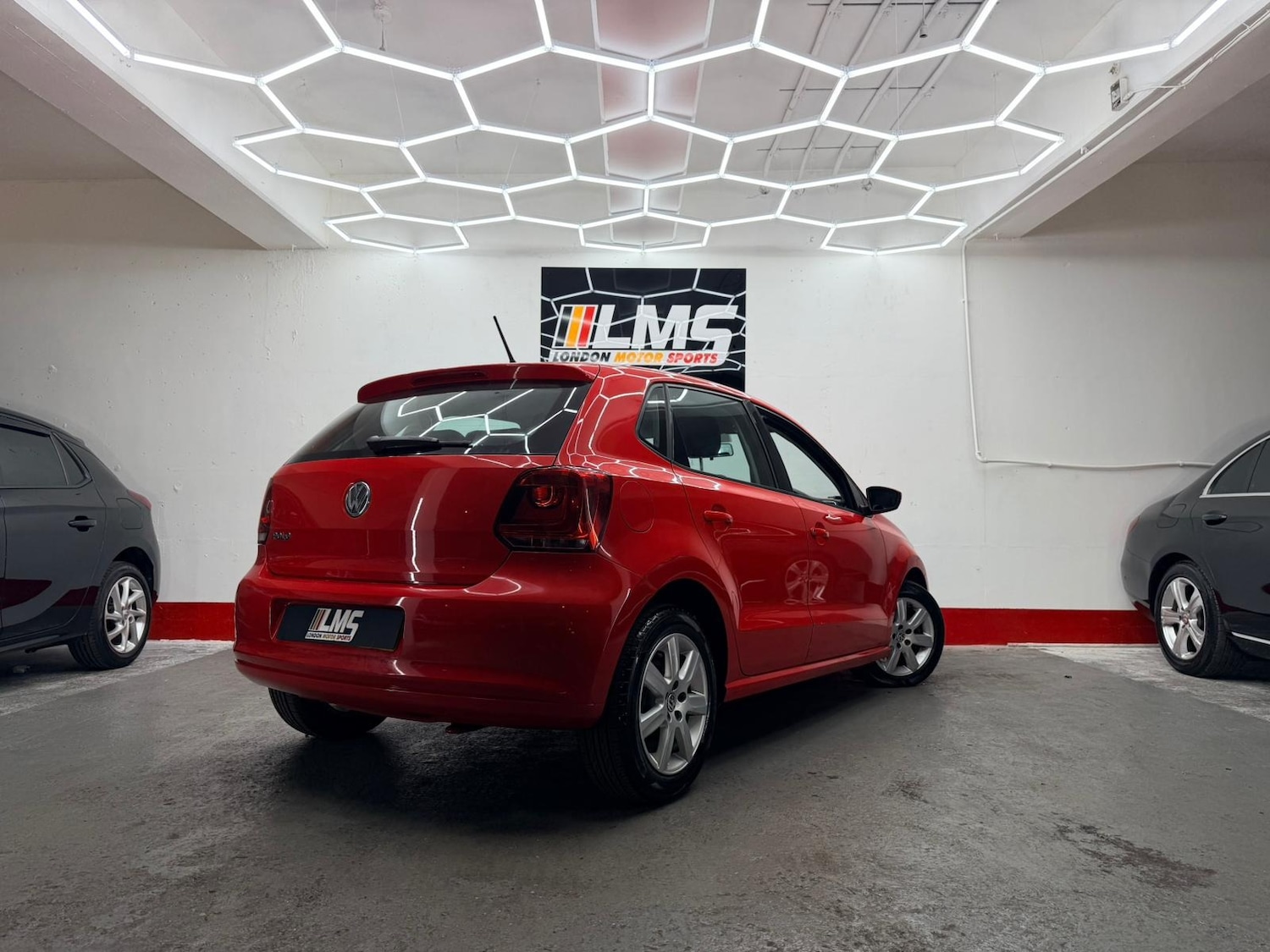 Used Volkswagen Polo 2010 for sale - 76437054: Photo 53