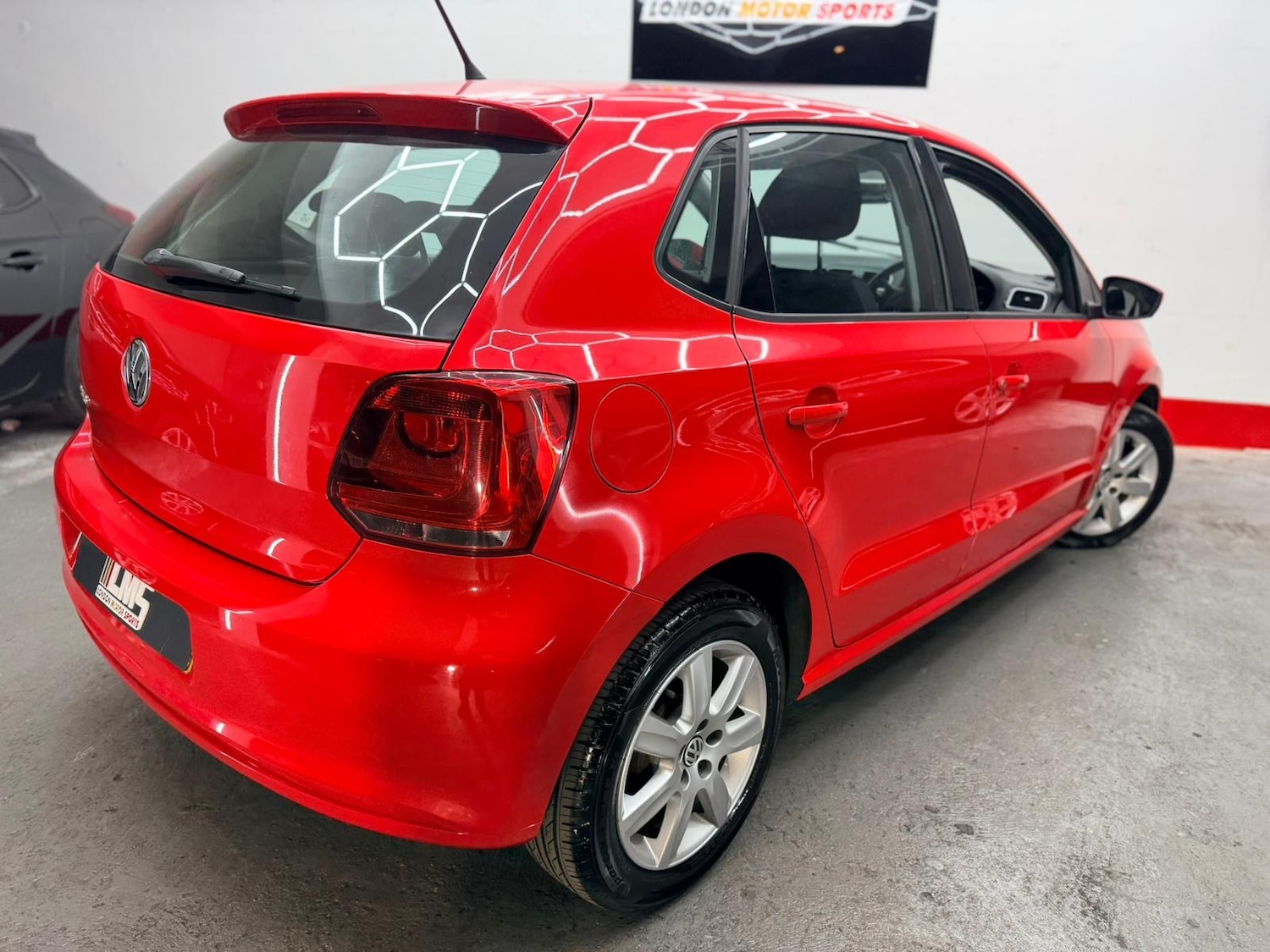 Used Volkswagen Polo 2010 for sale - 76437054: Photo 55