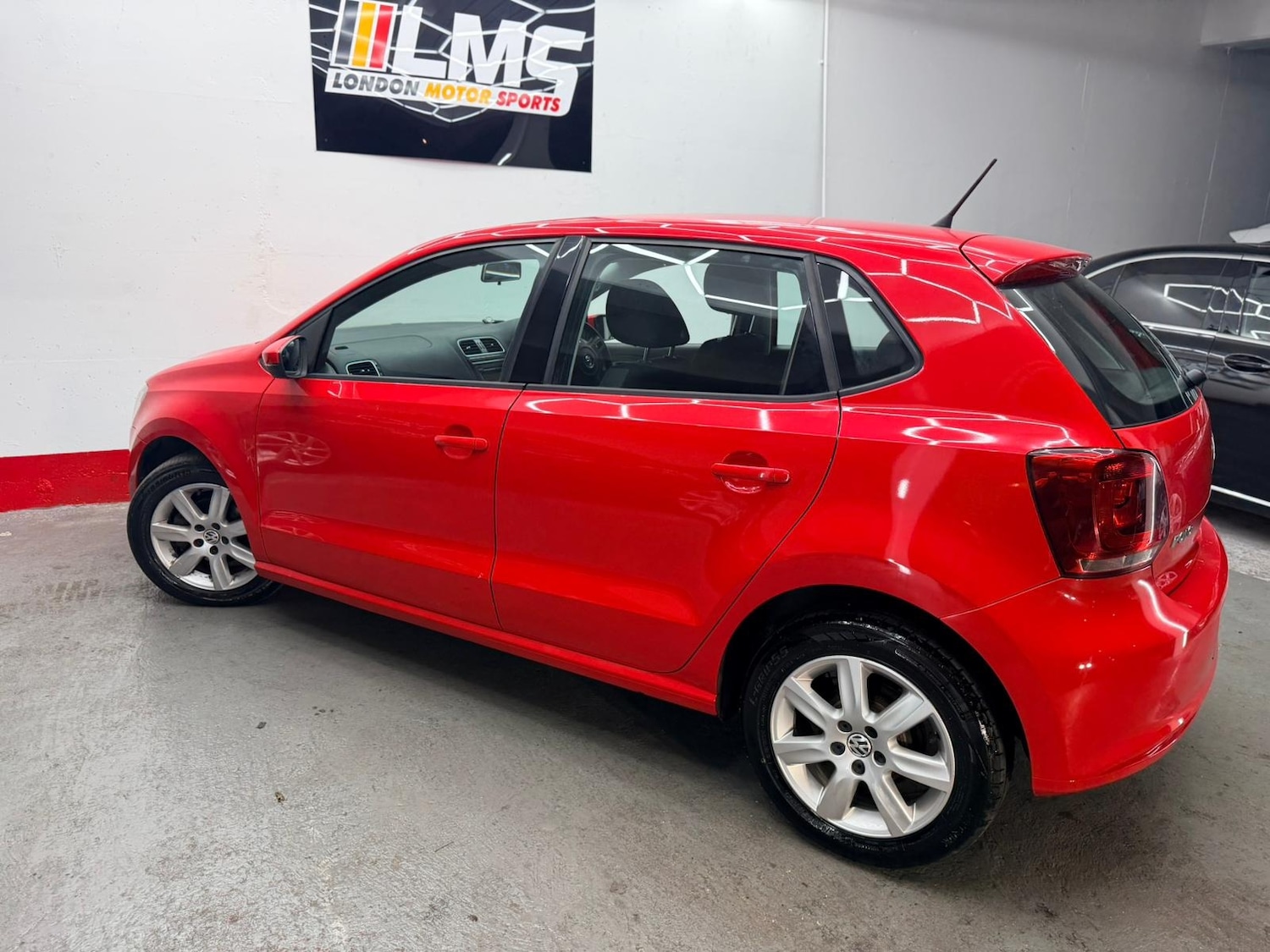 Used Volkswagen Polo 2010 for sale - 76437054: Photo 67