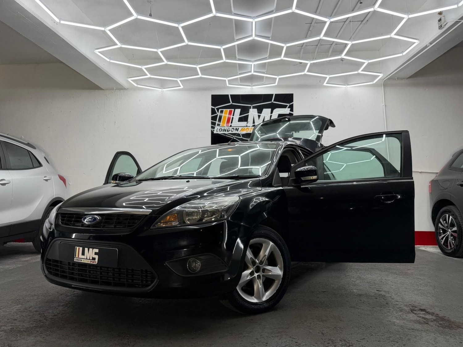 Used Ford Focus 2009 for sale - 76879396: Photo 16