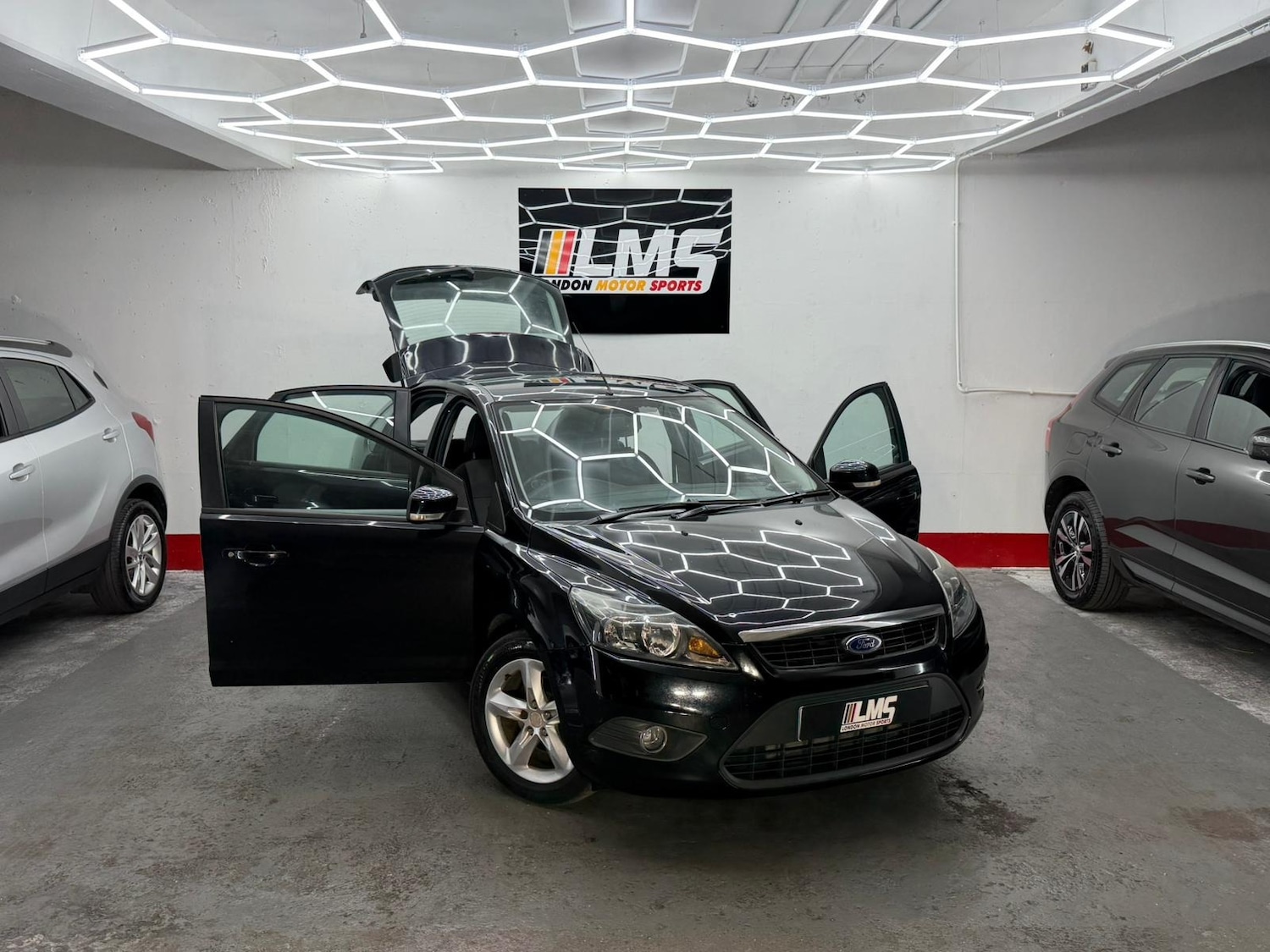 Used Ford Focus 2009 for sale - 76879396: Photo 24