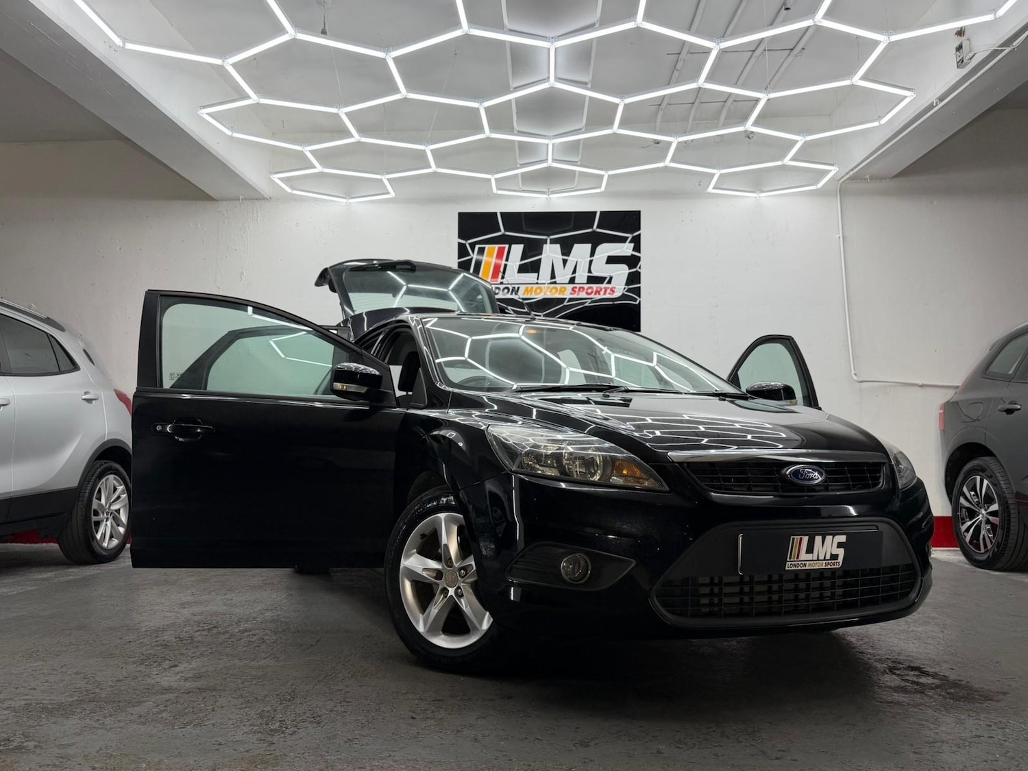 Used Ford Focus 2009 for sale - 76879396: Photo 25