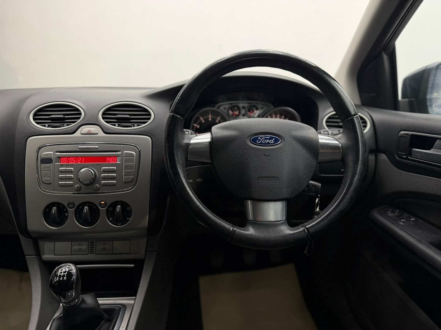 Used Ford Focus 2009 for sale - 76879396: Photo 35