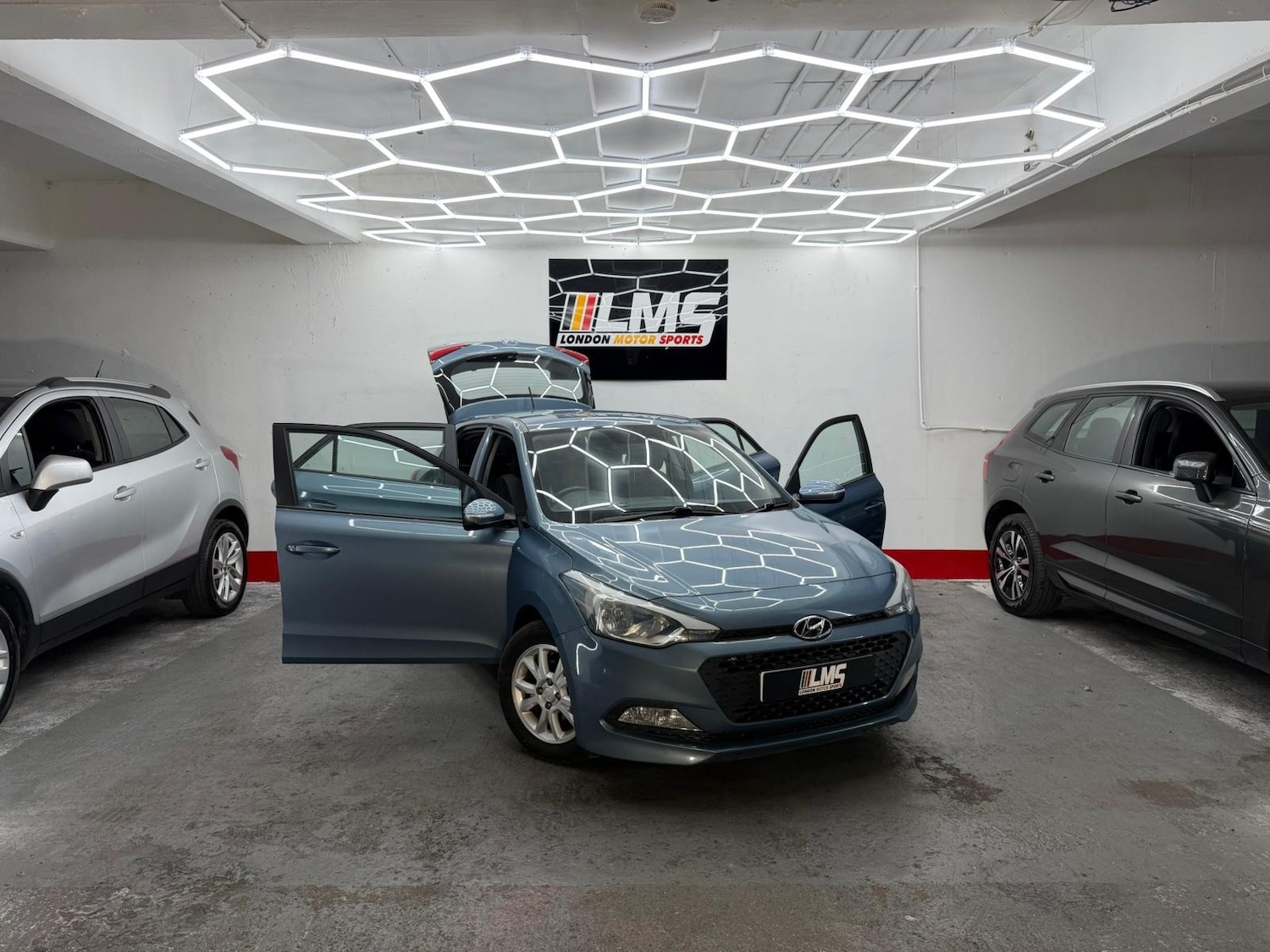 Used Hyundai i20 2017 for sale - 77088282: Photo 33