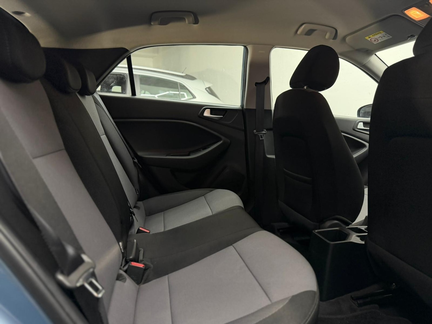 Used Hyundai i20 2017 for sale - 77088282: Photo 55