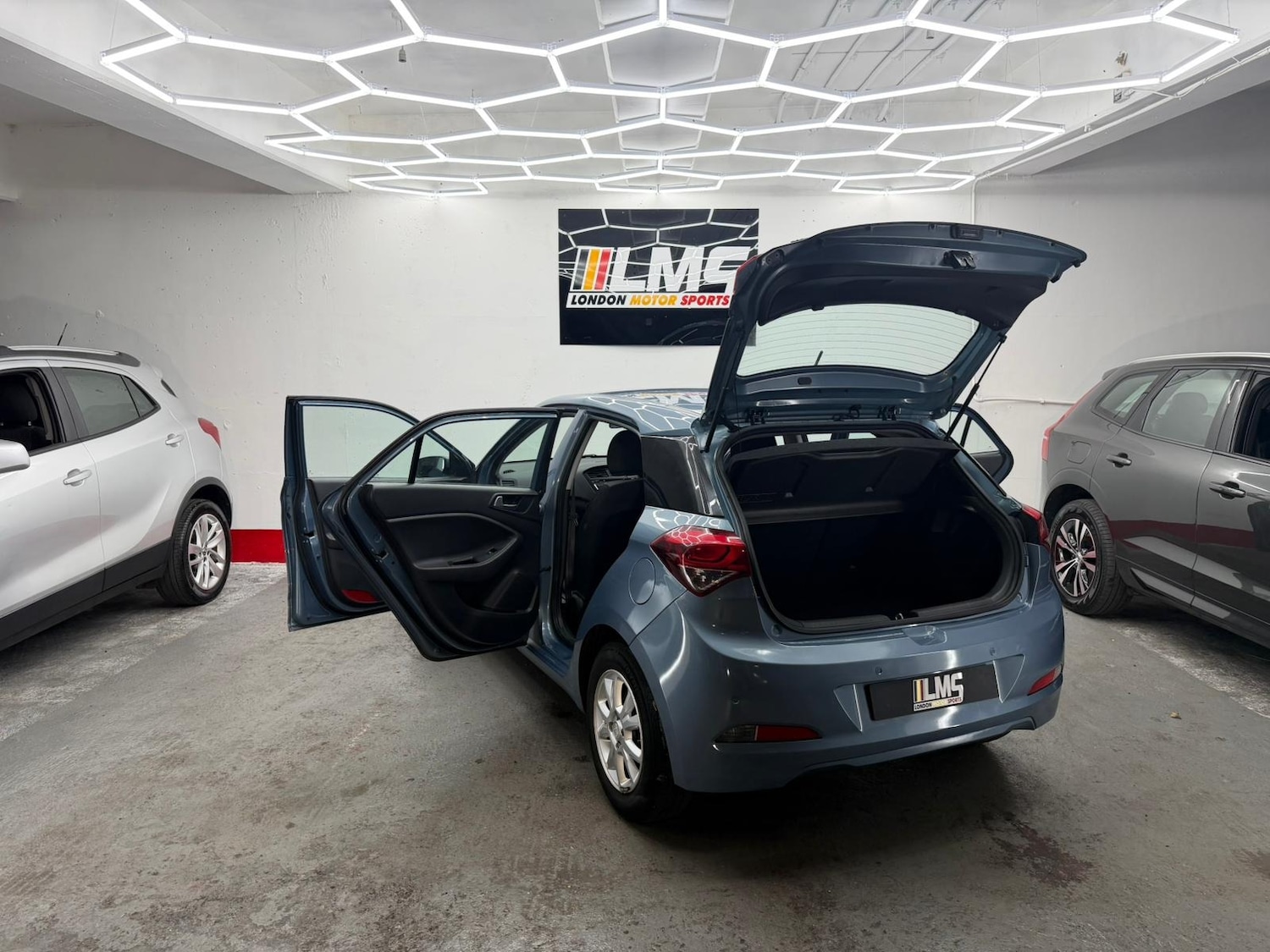 Used Hyundai i20 2017 for sale - 77088282: Photo 69