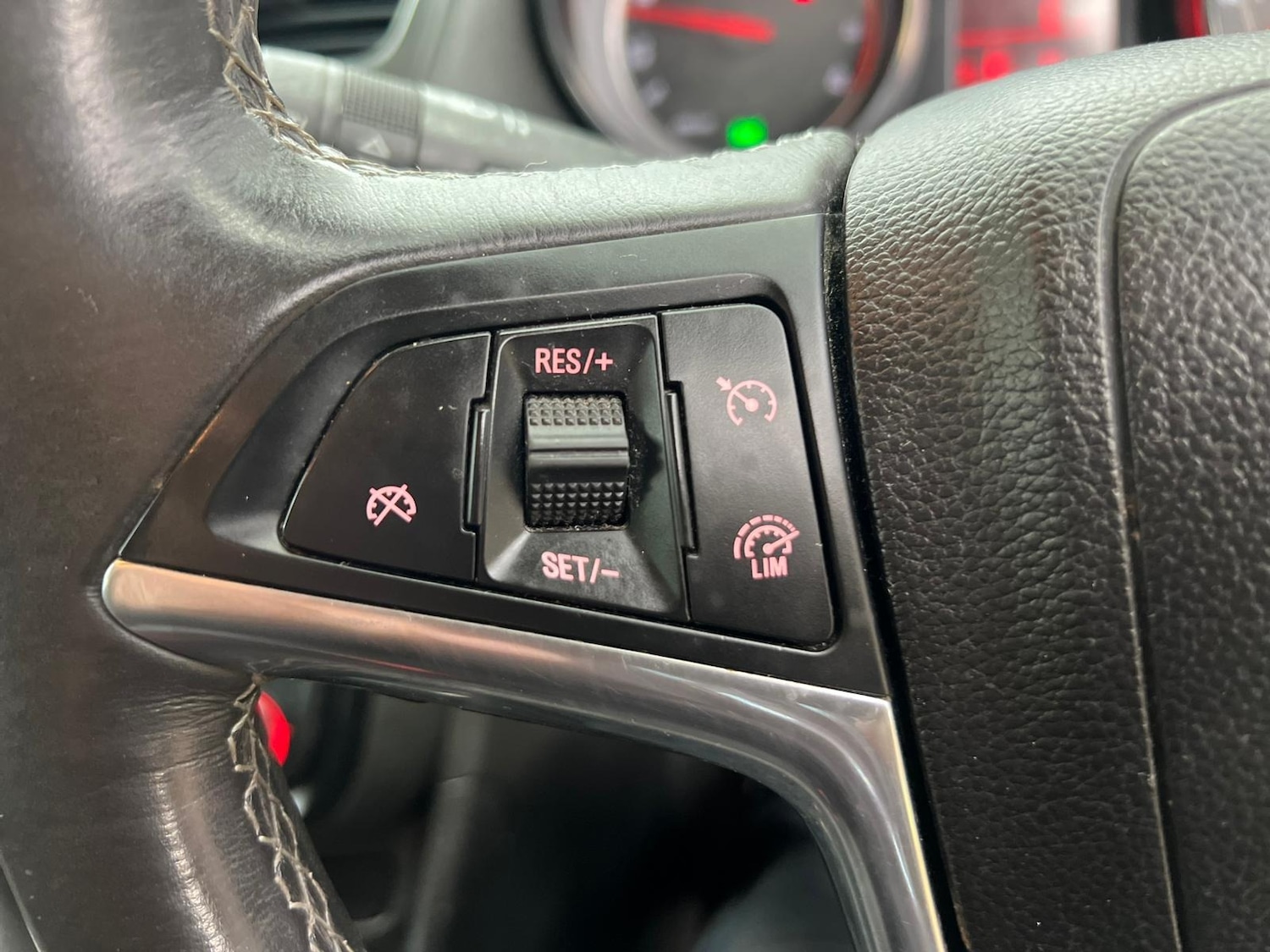 Used Vauxhall Mokka 2015 for sale - 76253658: Photo 39