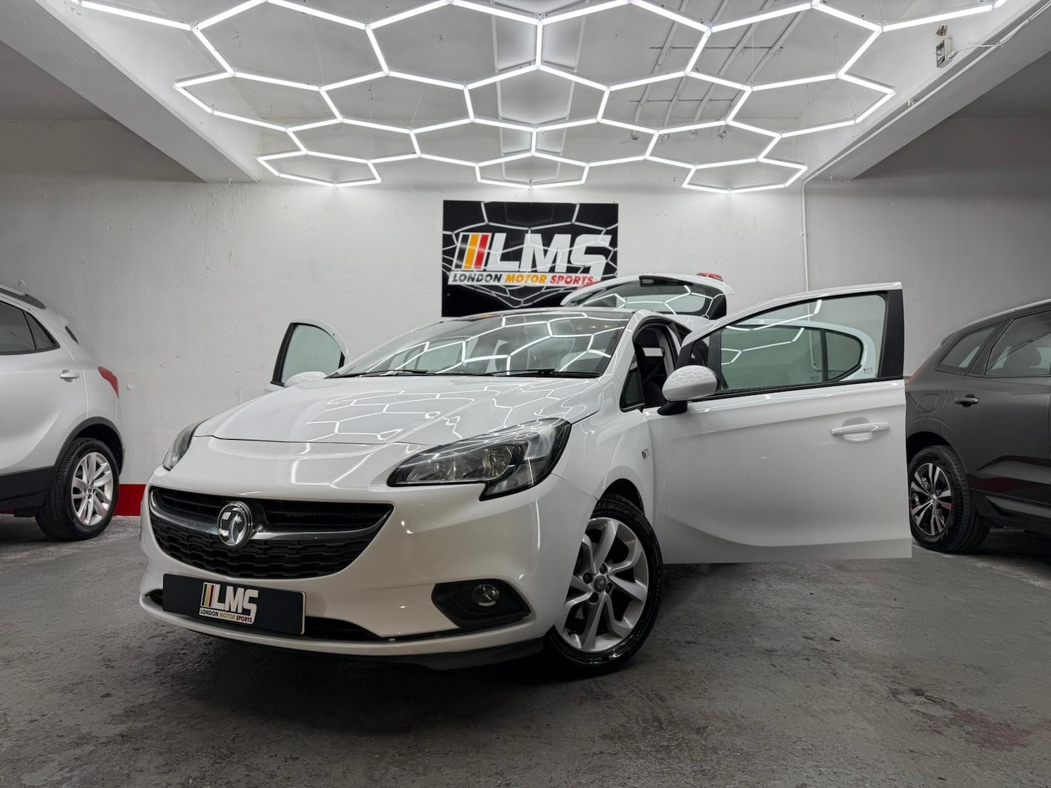 Used Vauxhall Corsa 2016 for sale - 77247880: Photo 16