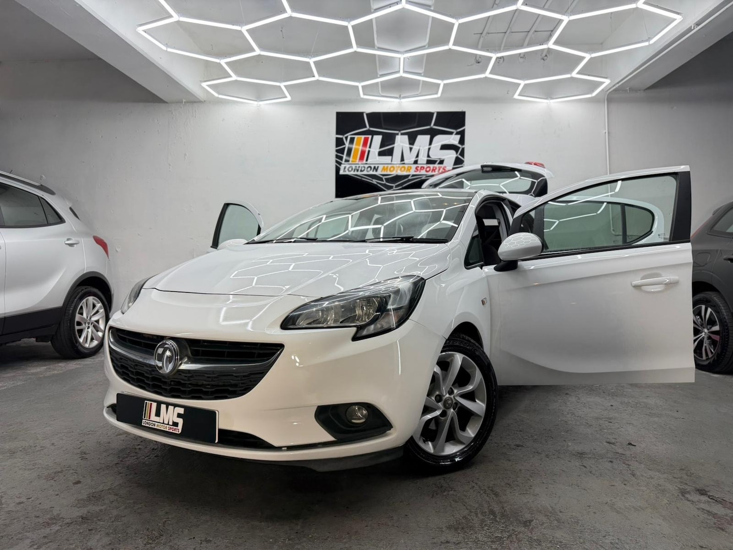 Used Vauxhall Corsa 2016 for sale - 77247880: Photo 17