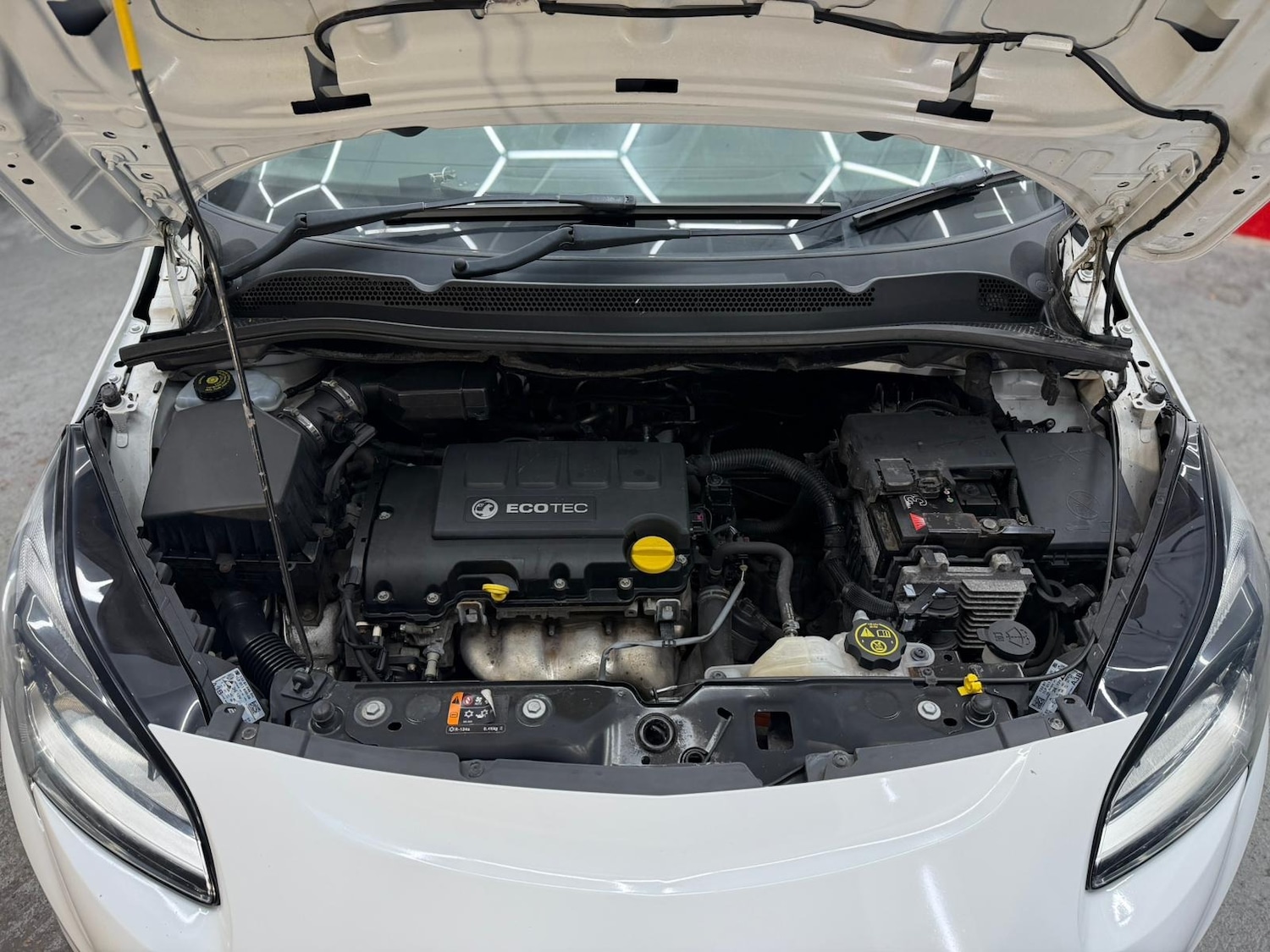 Used Vauxhall Corsa 2016 for sale - 77247880: Photo 35