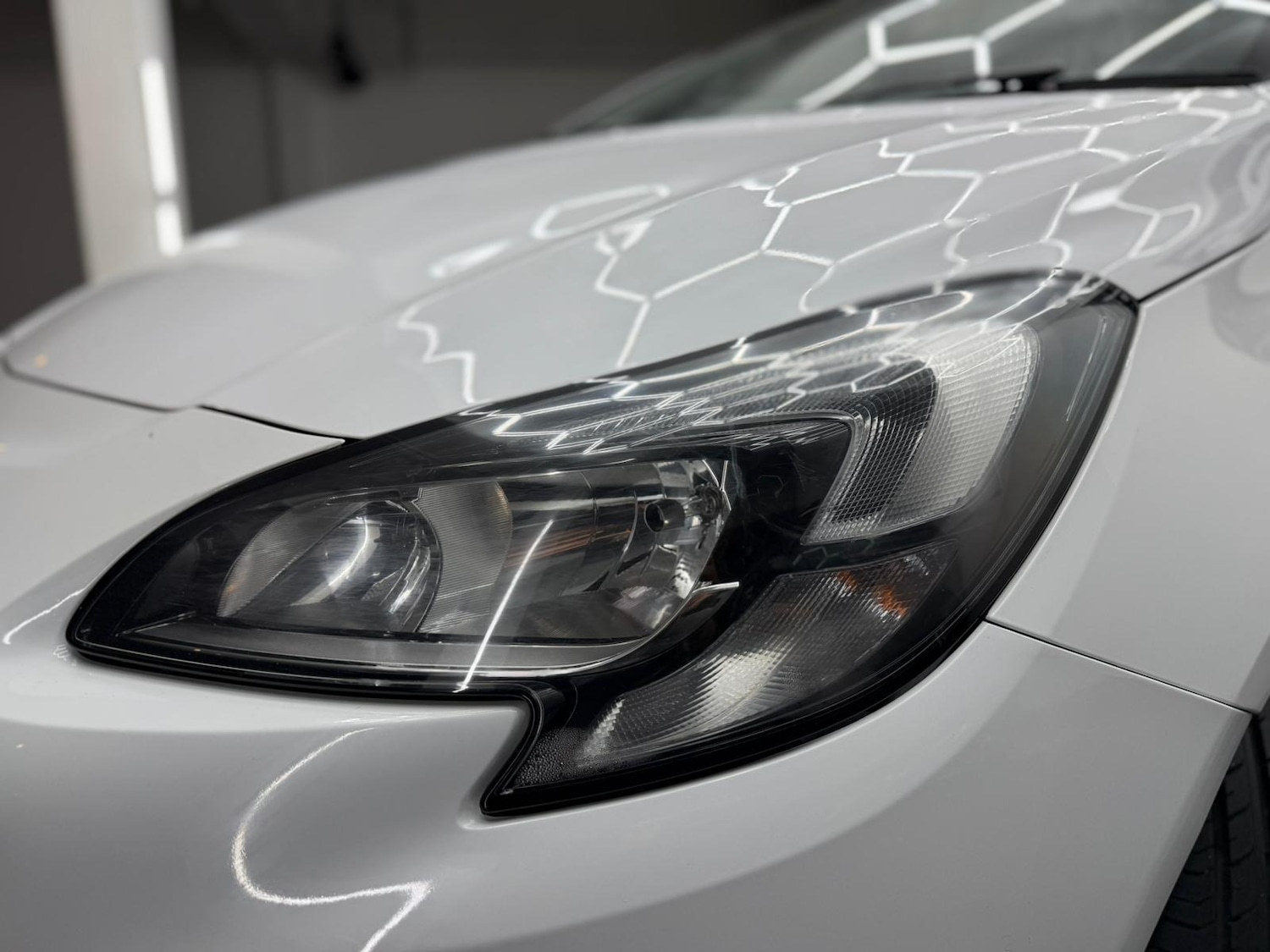 Used Vauxhall Corsa 2016 for sale - 77247880: Photo 9