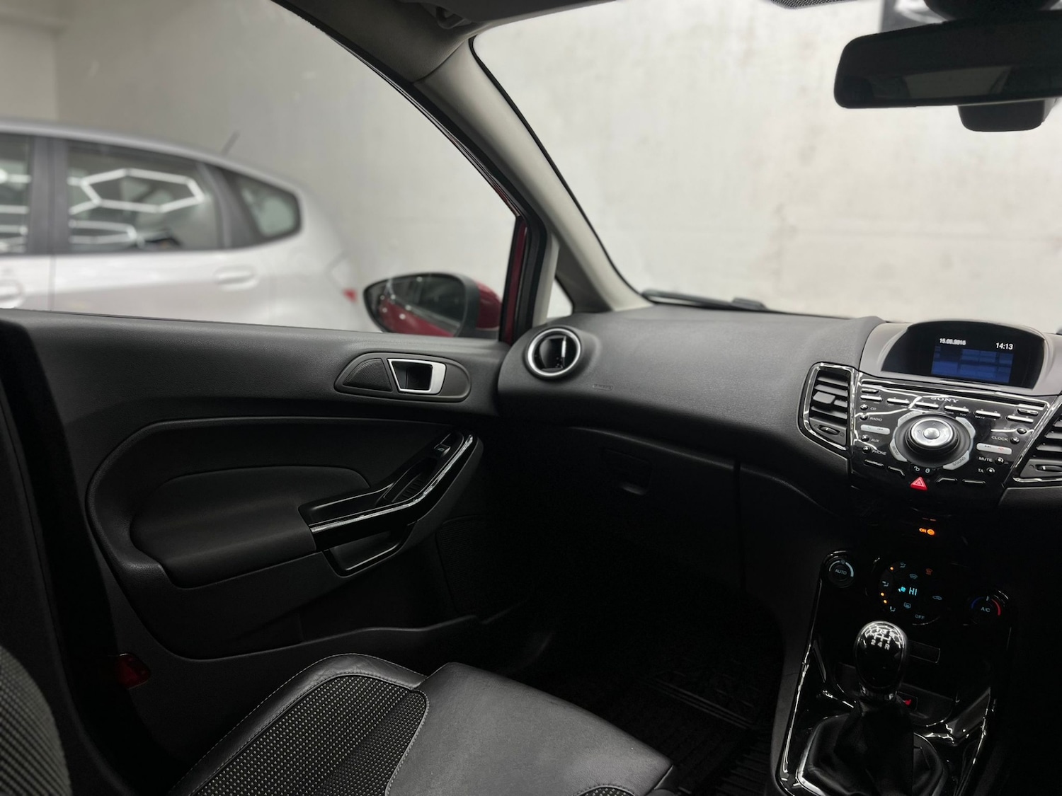 Used Ford Fiesta 2015 for sale - 77529267: Photo 45