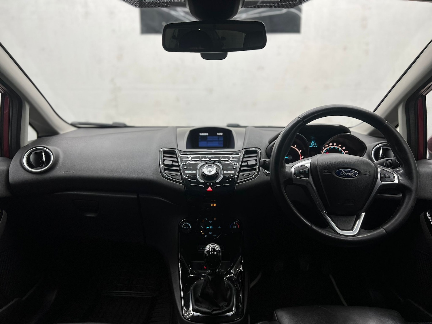 Used Ford Fiesta 2015 for sale - 77529267: Photo 46