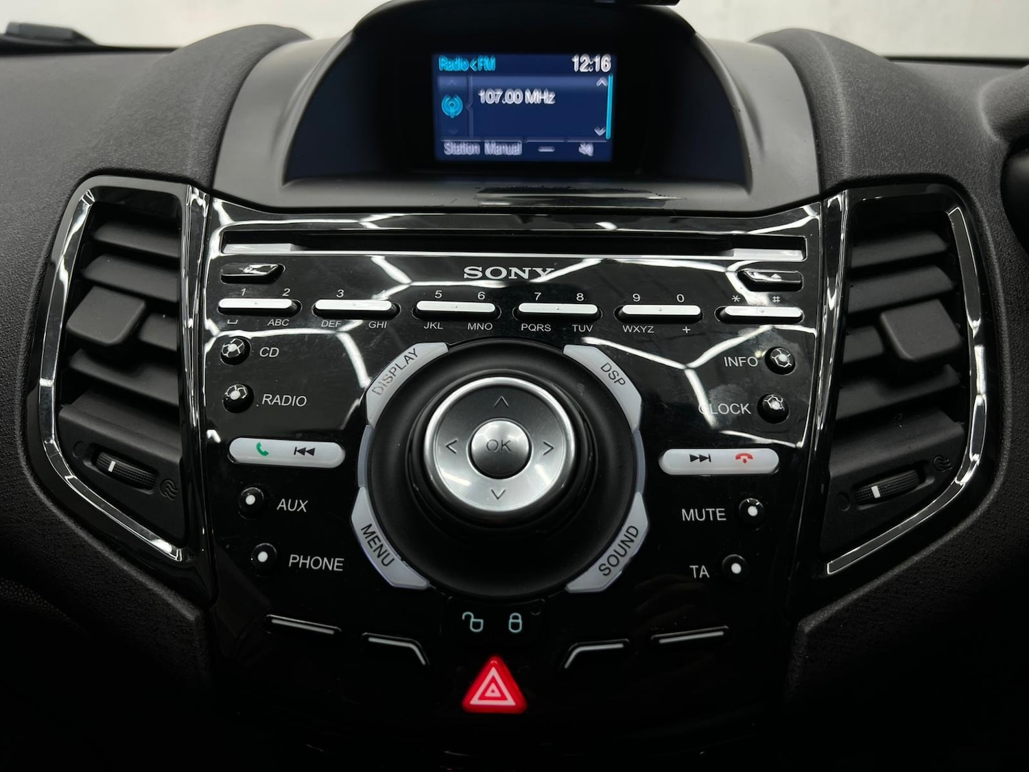 Used Ford Fiesta 2015 for sale - 77529267: Photo 48