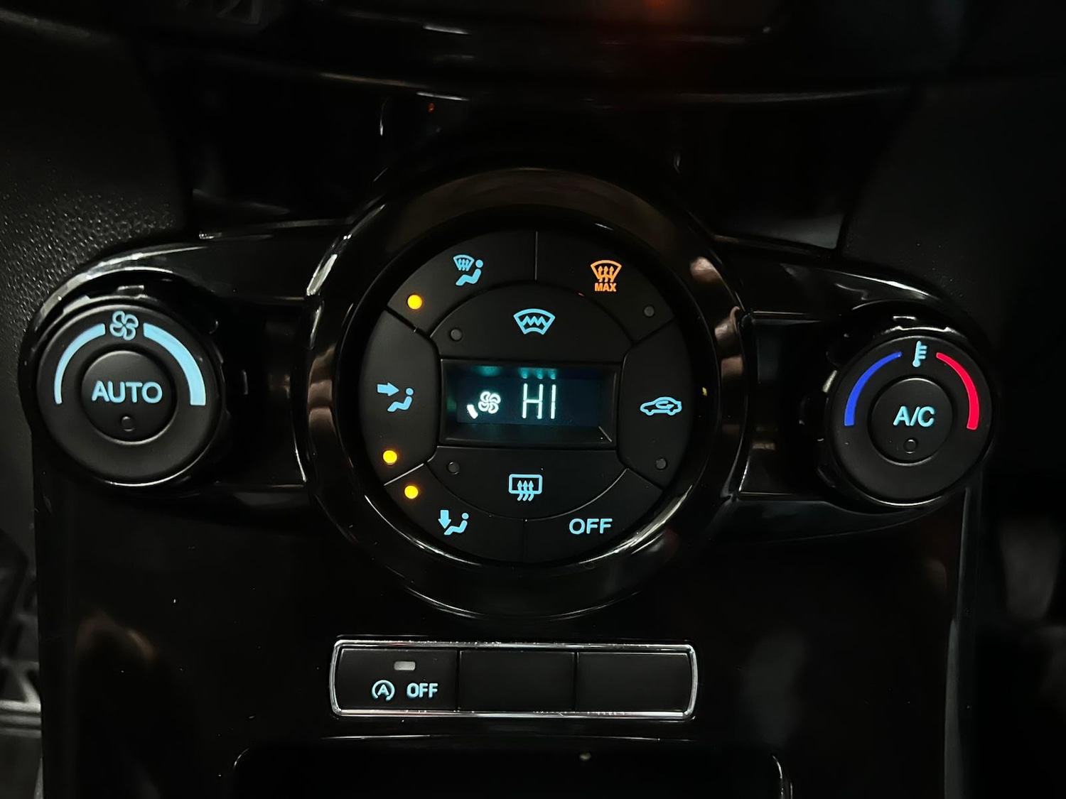 Used Ford Fiesta 2015 for sale - 77529267: Photo 49