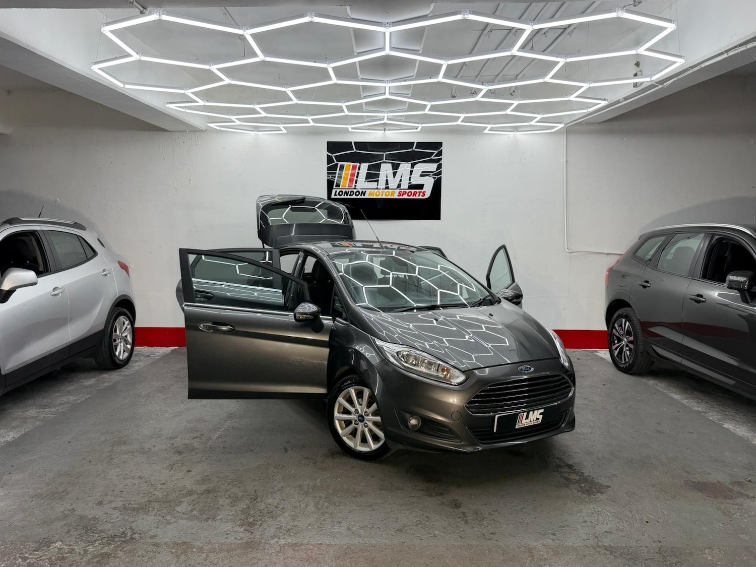 Used Ford Fiesta 2017 for sale - 77233606: Photo 23