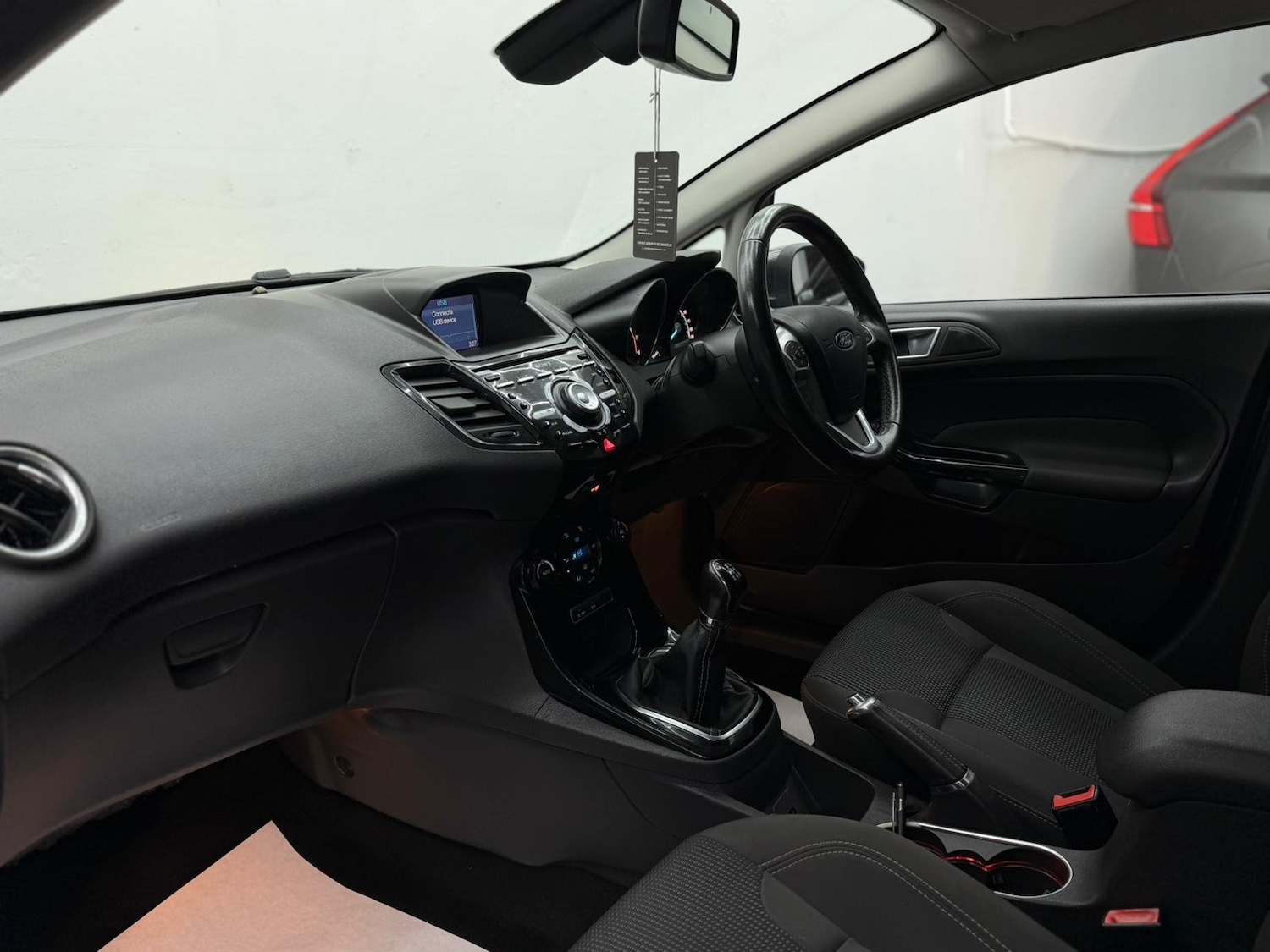 Used Ford Fiesta 2017 for sale - 77233606: Photo 32