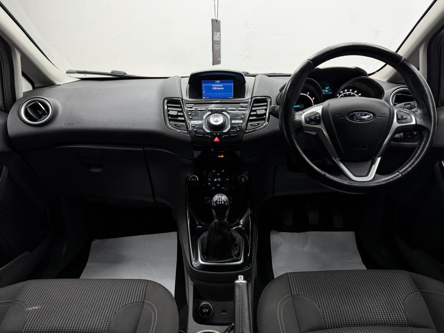 Used Ford Fiesta 2017 for sale - 77233606: Photo 34