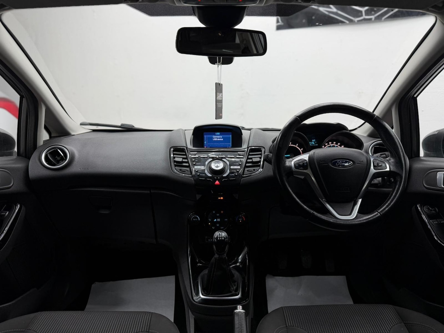 Used Ford Fiesta 2017 for sale - 77233606: Photo 35