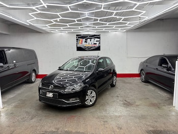 Used Volkswagen Polo 2015 for sale - 79594949: Photo