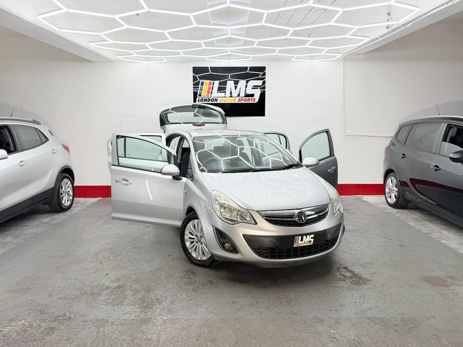 Used Vauxhall Corsa 2013 for sale - 77061302: Photo 32