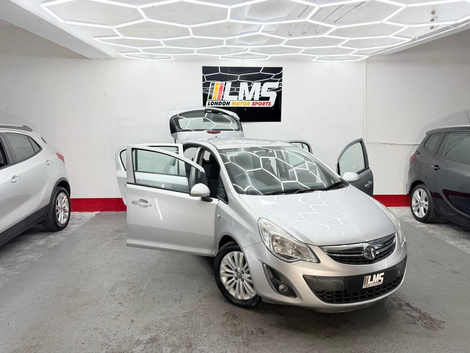 Used Vauxhall Corsa 2013 for sale - 77061302: Photo 33