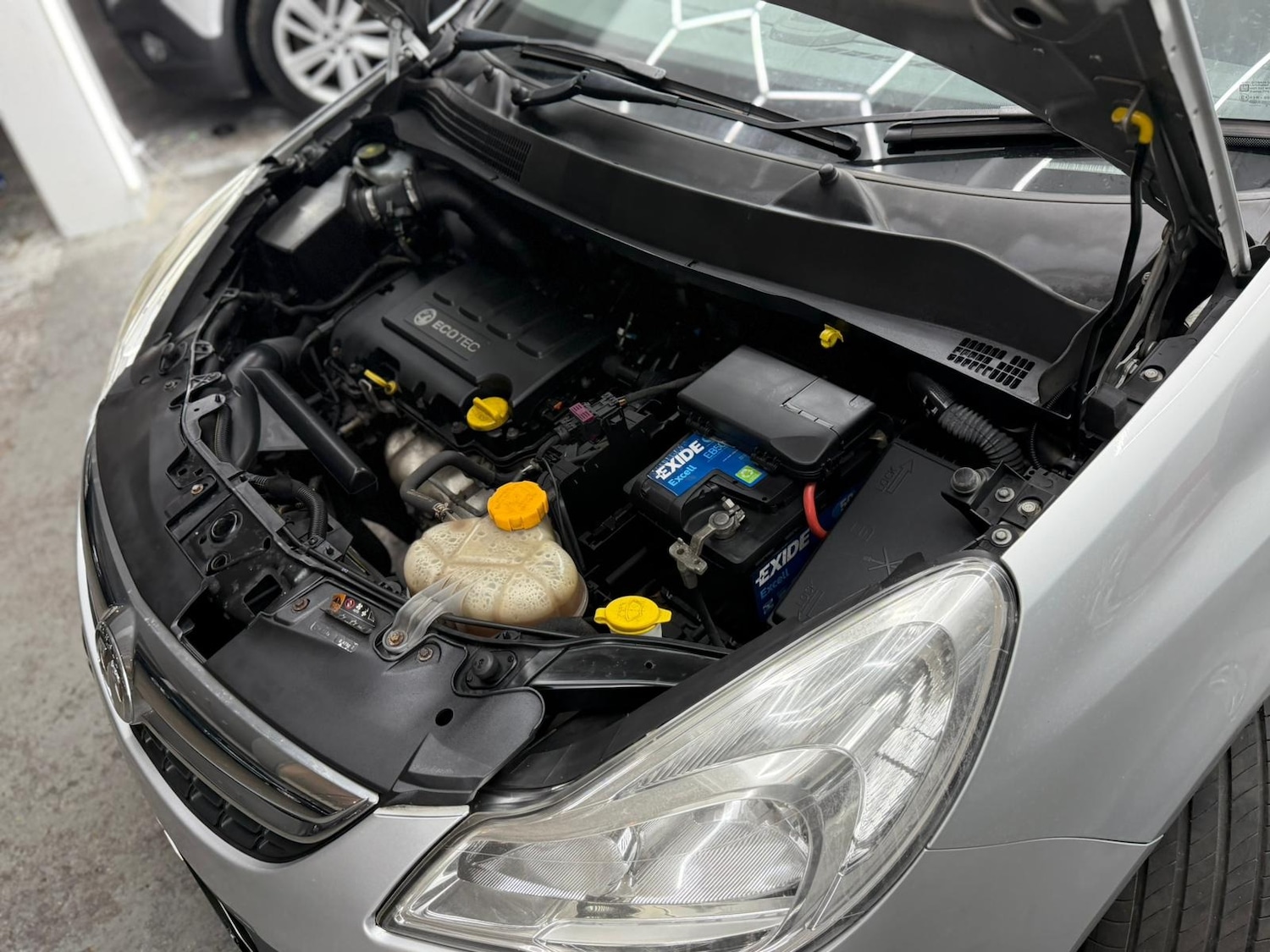 Used Vauxhall Corsa 2013 for sale - 77061302: Photo 38