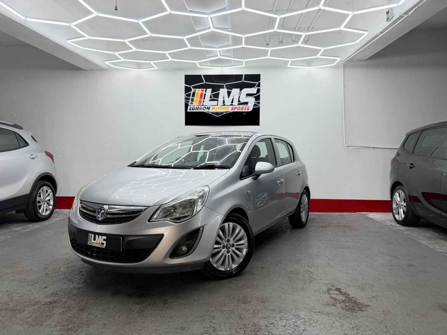 Used Vauxhall Corsa 2013 for sale - 77061302: Photo 6