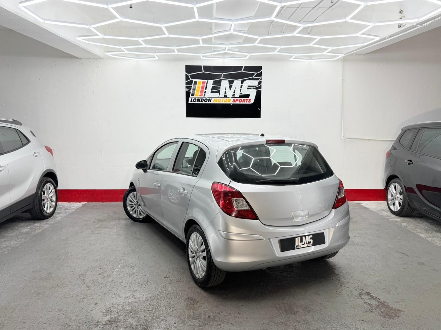 Used Vauxhall Corsa 2013 for sale - 77061302: Photo 77