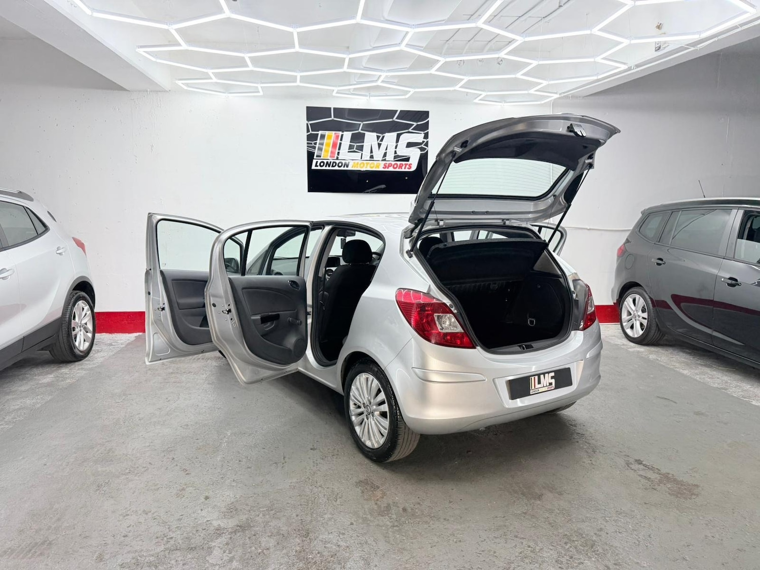 Used Vauxhall Corsa 2013 for sale - 77061302: Photo 85