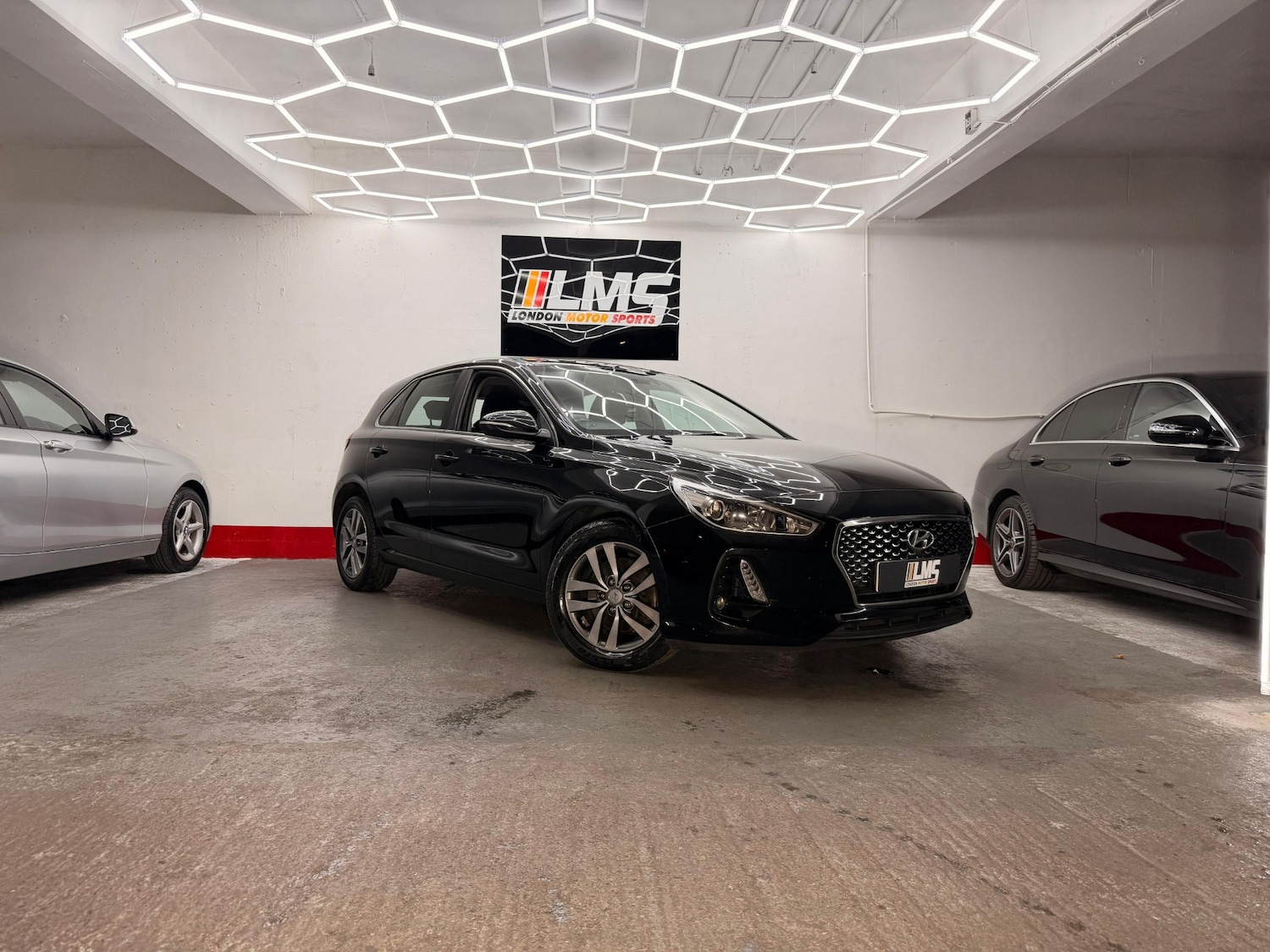 Used Hyundai i30 2018 for sale - 76036487: Photo 12