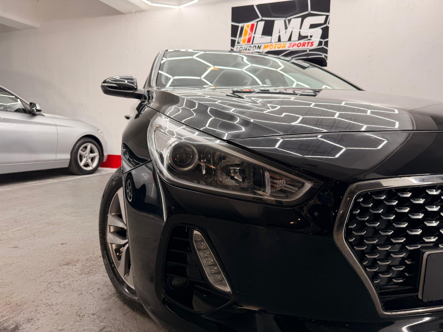 Used Hyundai i30 2018 for sale - 76036487: Photo 17