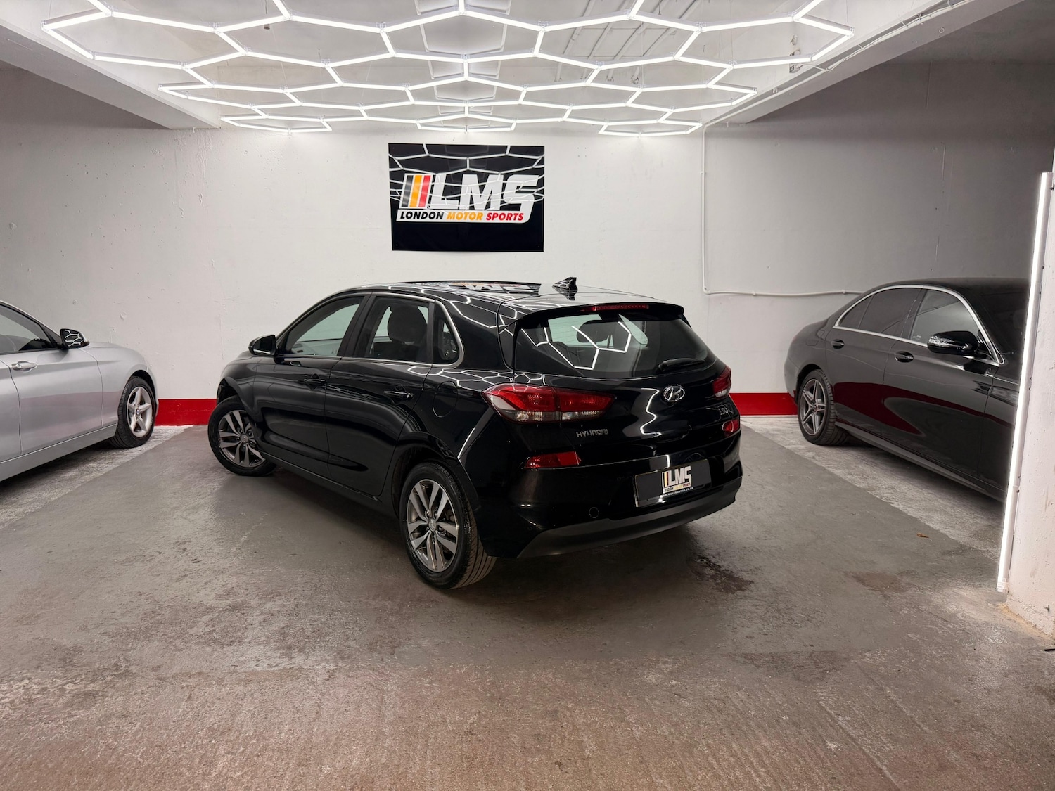 Used Hyundai i30 2018 for sale - 76036487: Photo 55