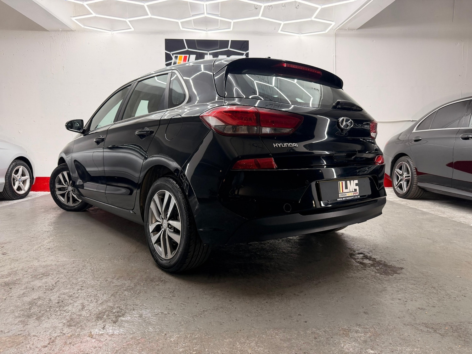 Used Hyundai i30 2018 for sale - 76036487: Photo 57