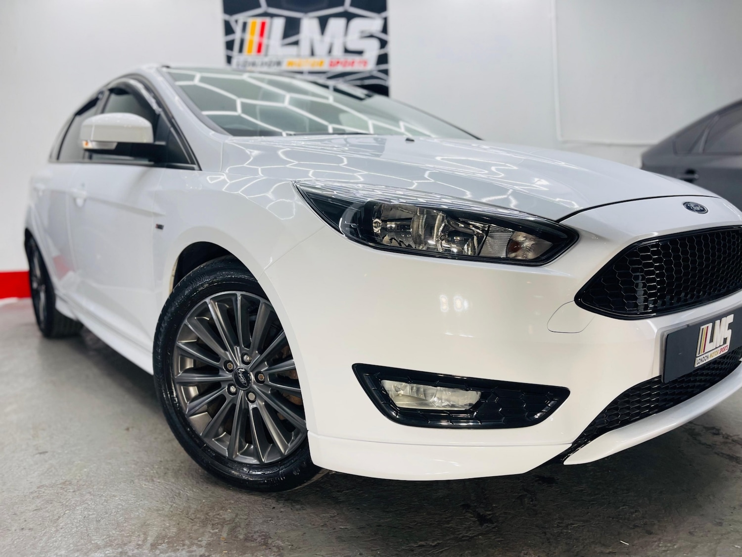 Used Ford Focus 2017 for sale - 76340391: Photo 21