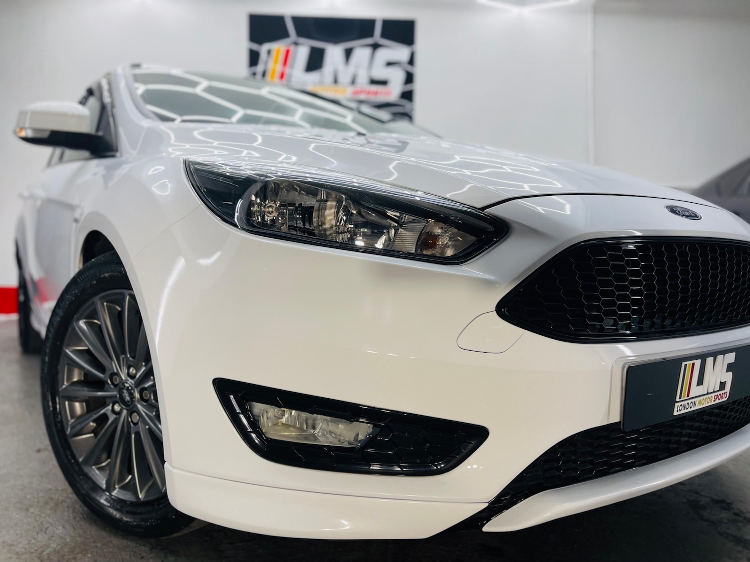 Used Ford Focus 2017 for sale - 76340391: Photo 23