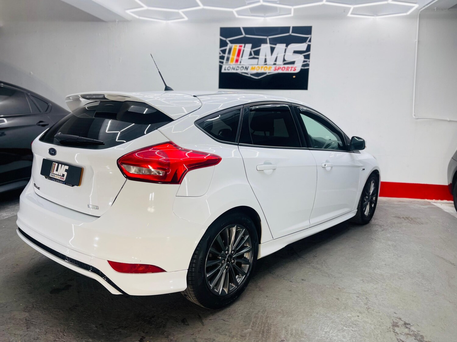 Used Ford Focus 2017 for sale - 76340391: Photo 86