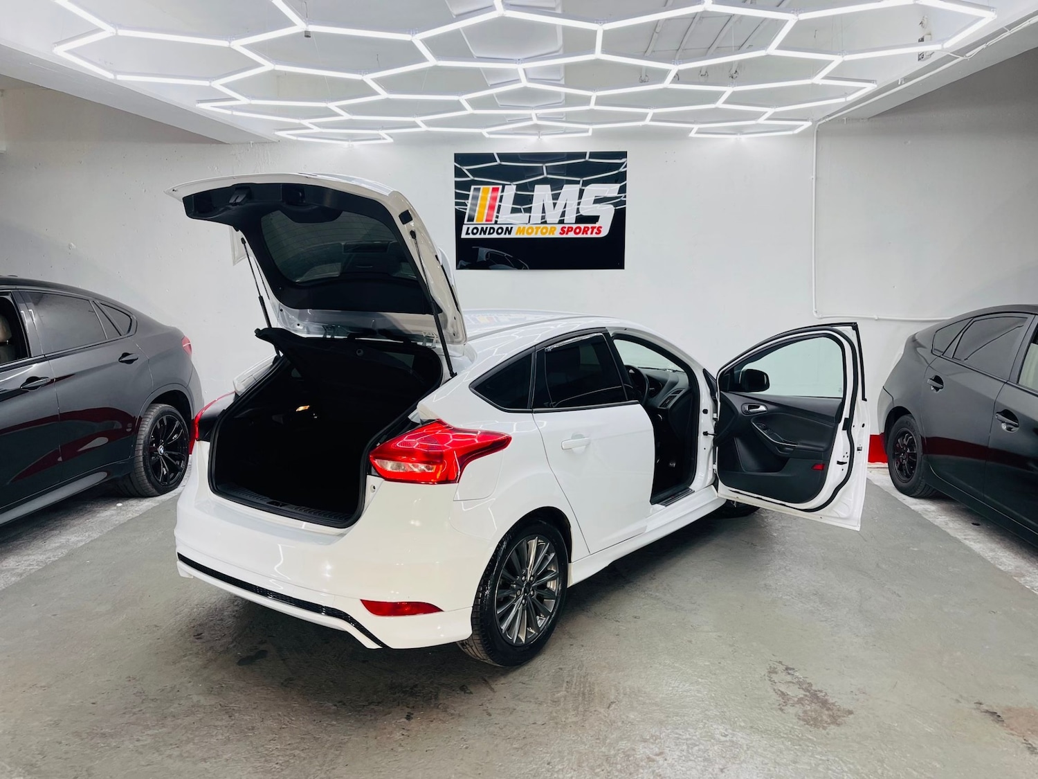Used Ford Focus 2017 for sale - 76340391: Photo 96