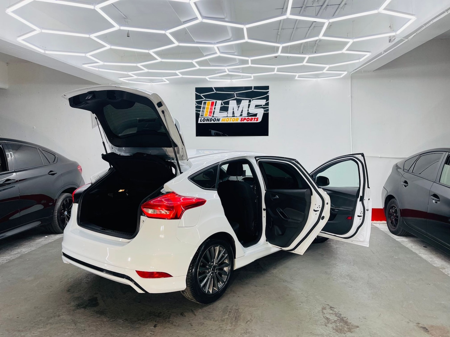 Used Ford Focus 2017 for sale - 76340391: Photo 97