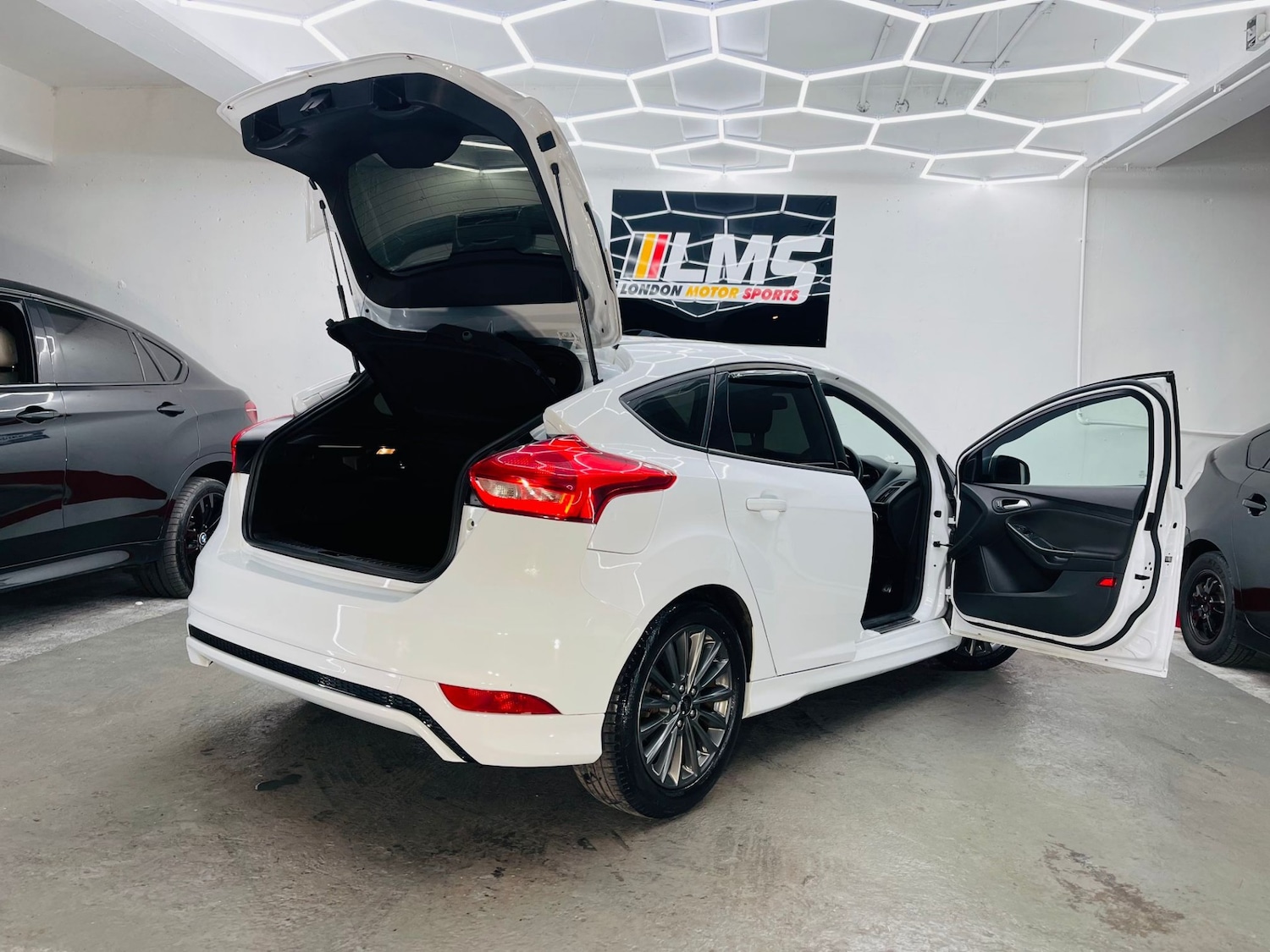 Used Ford Focus 2017 for sale - 76340391: Photo 99