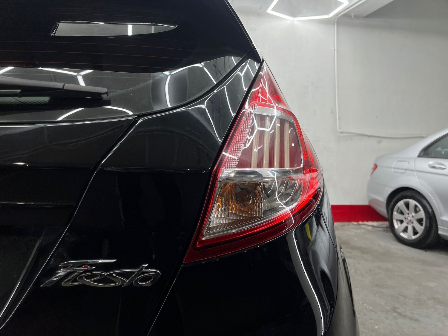 Used Ford Fiesta 2016 for sale - 77901739: Photo 100