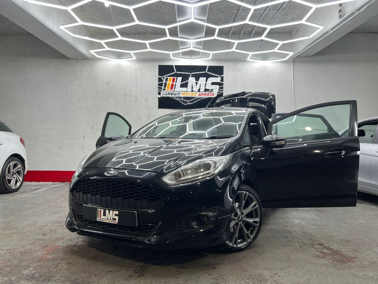 Used Ford Fiesta 2016 for sale - 77901739: Photo 30