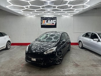 Used Ford Fiesta 2016 for sale - 77901739: Photo