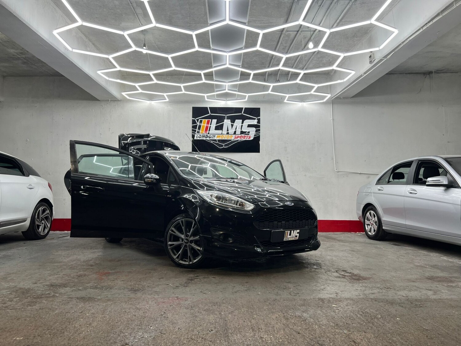 Used Ford Fiesta 2016 for sale - 77901739: Photo 55