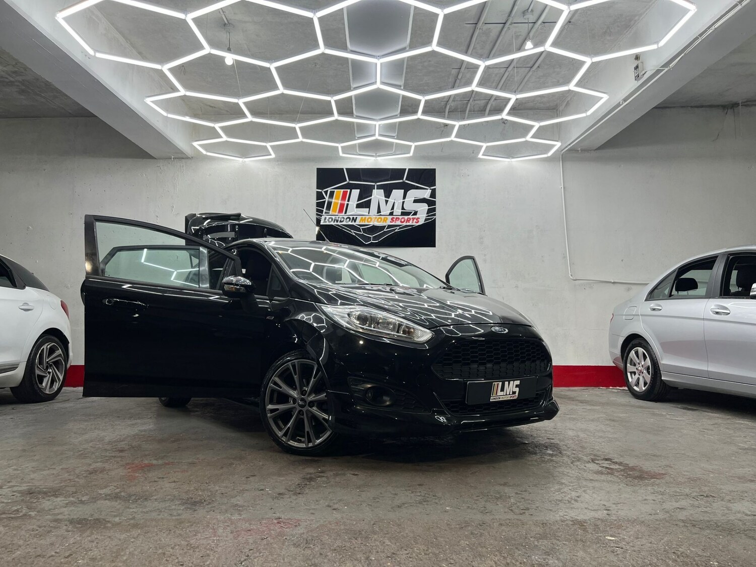 Used Ford Fiesta 2016 for sale - 77901739: Photo 56