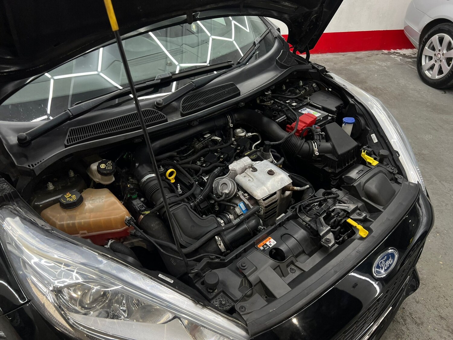 Used Ford Fiesta 2016 for sale - 77901739: Photo 81